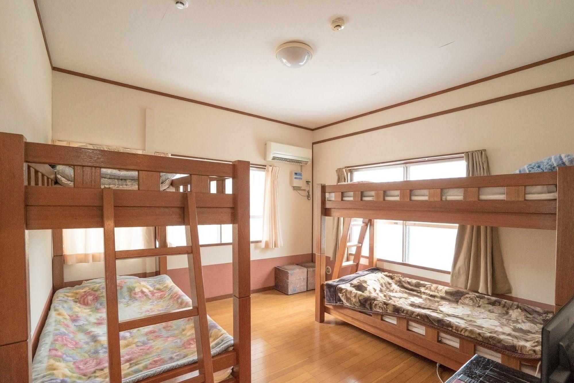 沖縄の宿 行燈 あんどん Naha Eksteriør billede